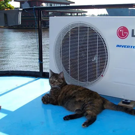 Couette-café Houseboat Ms 3 Gebroeders